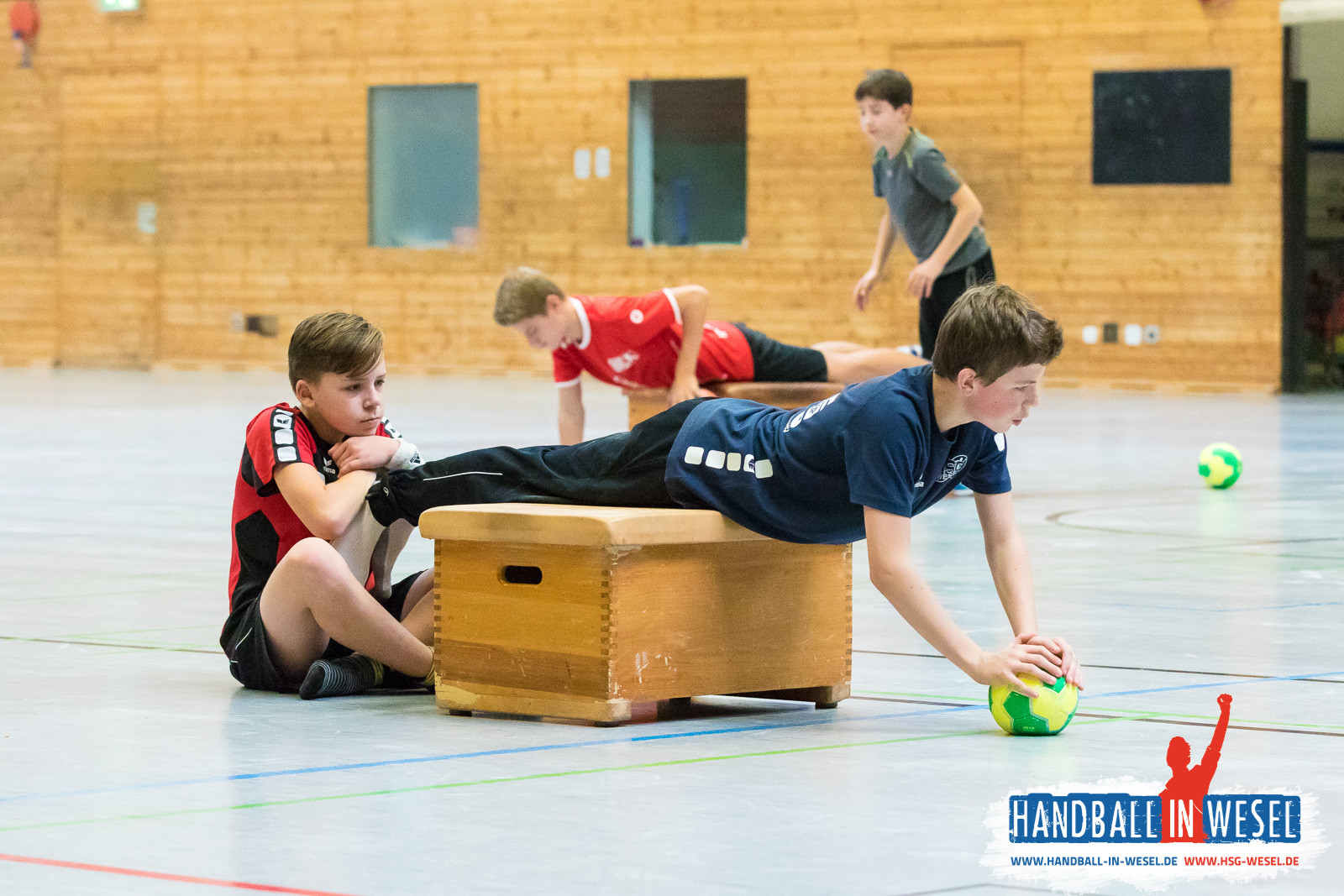 20171023 578A3850 hsg